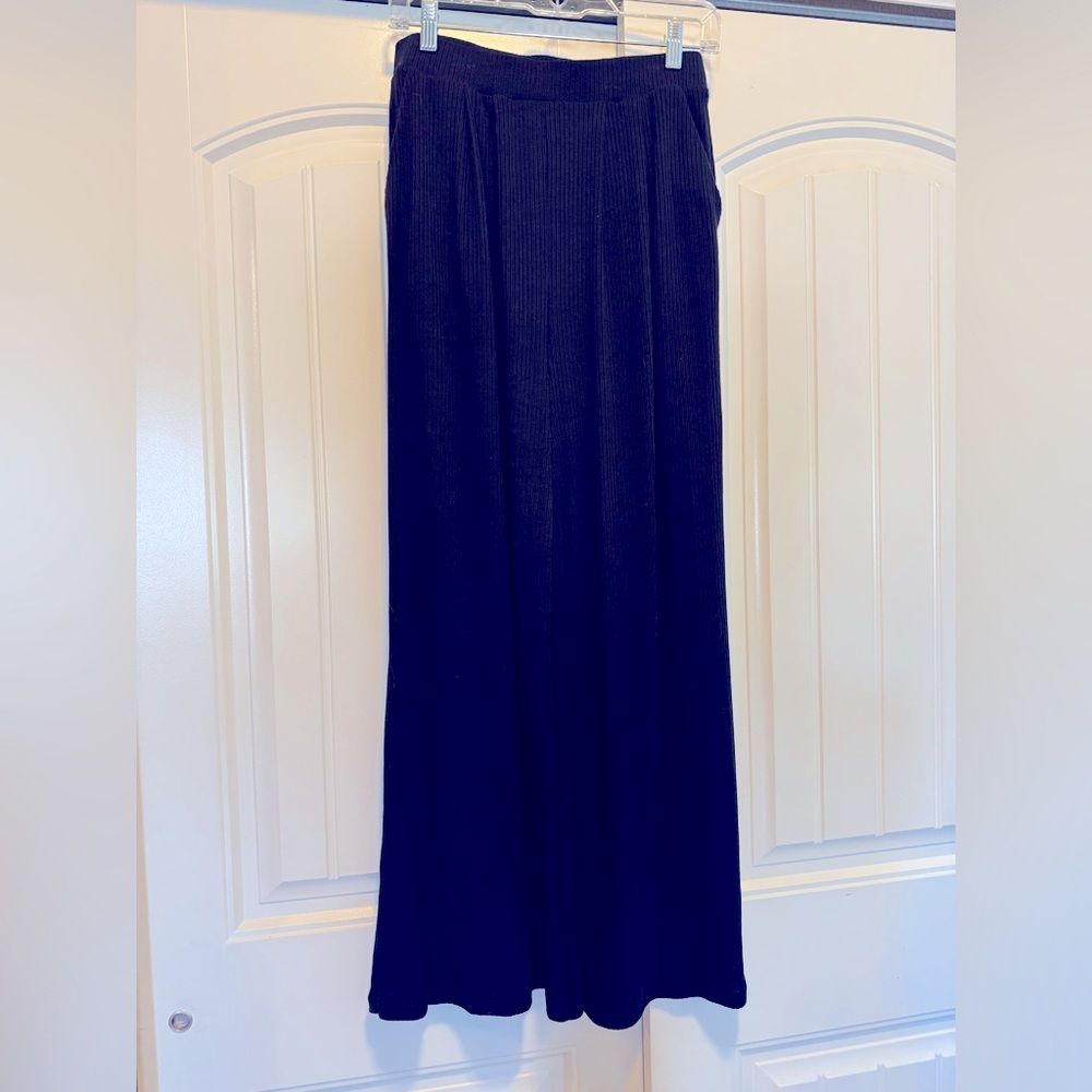 Carly Jean Los Angeles Wide Leg Black Pants M